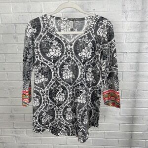 Whimsy Rose Signature V-Neck Shirt Womens Size S Floral Artsy Indie Boho